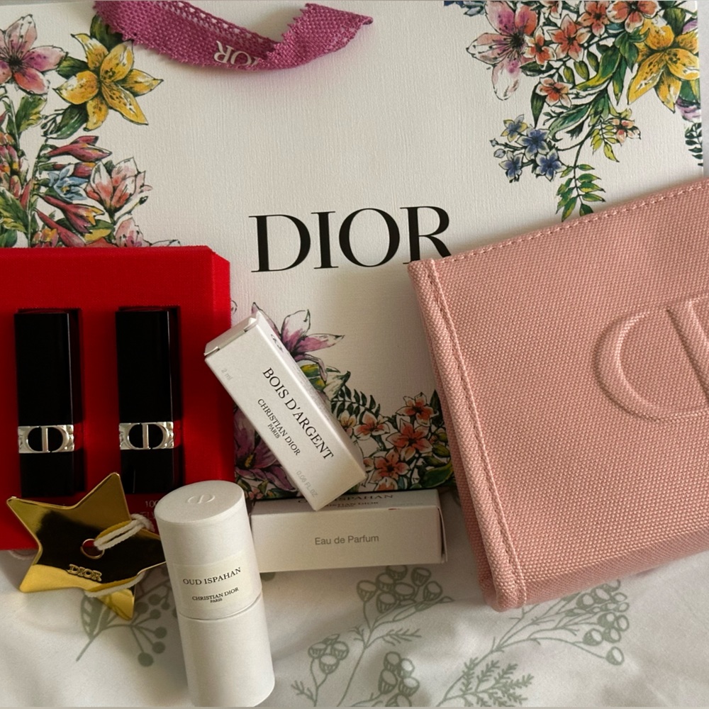 Christian Dior makeup bag and gift bag with free gift!!
